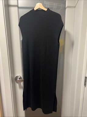 Batoner Japan Sleeveless Black Knit Midi Dress